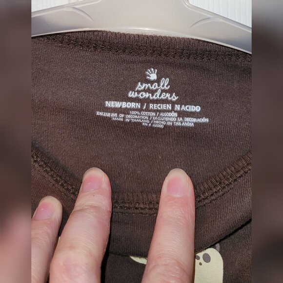 Small Wonders Dog Onesie Bodysuit- Size Newborn - Picture 3 of 4